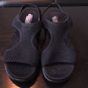 Sketchers Deja Vu Dual-Lite sandals